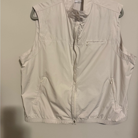 liz golf Tops - Lizgolf White Zip-Up Vest